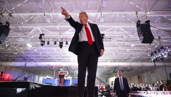 Trump to Mark 100 Days in Trip to Michigan Autoworker Heartland