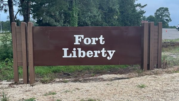 Confederate Namesake Bragg Dropped In Favor Of Fort Liberty As Part Of Us Article Bias Rating 2452