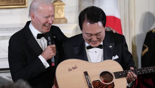 The South Korean President’s Visit to the White House Turned Into Open Mic Night