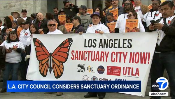 LA council unanimously votes to approve ‘sanctuary city’ ordinance