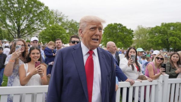 Trump Orders Flags Flown at Half-Staff for Pope