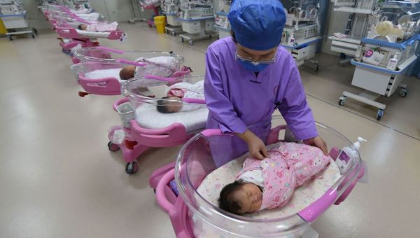 China’s Population Drops for the First Time in 60 Years