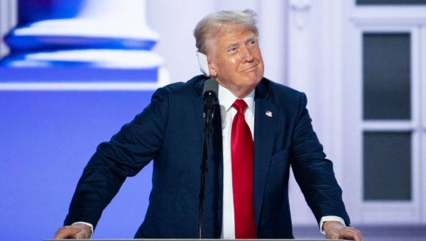 Blacks For Trump?! NABJ Officials Face Major Backlash For Inviting Donald Trump To Panel Discussion