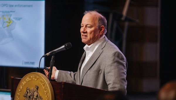 Detroit Mayor Duggan announces run for governor  —  but not as a Democrat