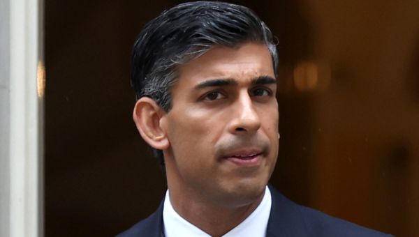 MPs approve Rwanda plan to deport asylum seekers as Tory rebellion fails