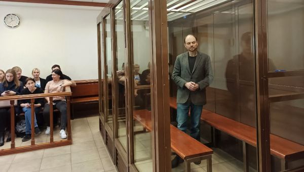 Harsh Sentence for Putin Critic Highlights Kremlin’s Repression