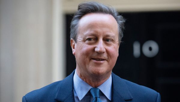 David Cameron to return to cabinet table after seven years