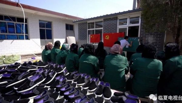 China: Mosques Shuttered, Razed, Altered in Muslim Areas