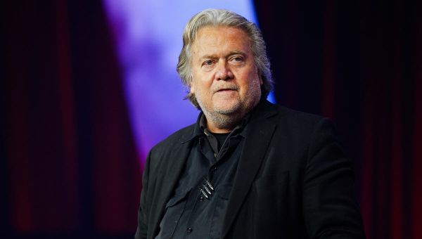 Steve Bannon has been teaching a civics class to fellow inmates in federal lockup
