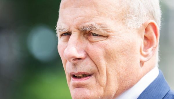 John Kelly warns that Trump is a fascist