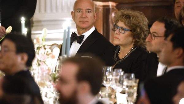 Bezos Op-Ed Fails to Sway Critics After The Washington Post Drops POTUS Endorsement