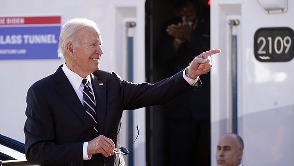 Biden hails tunnel fix plan