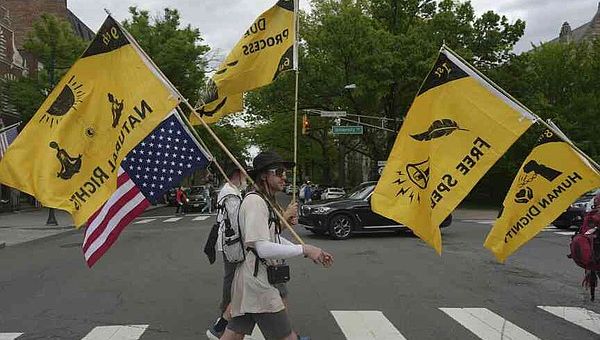 Quakers marching against Trump | Northwest Arkansas Democrat-Gazette