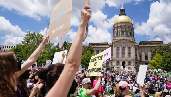 Judge overturns Georgia’s six-week abortion ban | CNN Politics