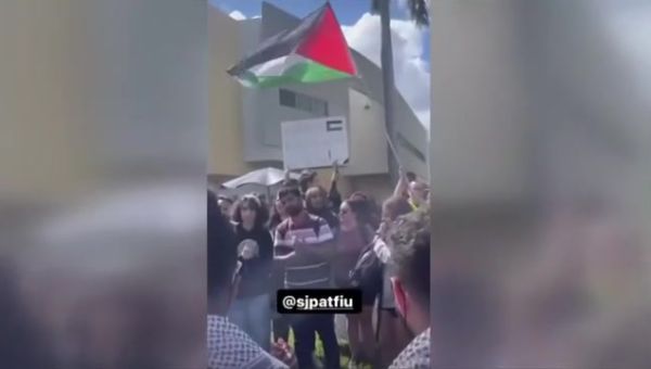 Students for Justice in Palestine holds rally at FIU as Florida looks to deactivate organization on campuses – WSVN 7News | Miami News, Weather, Sports | Fort Lauderdale