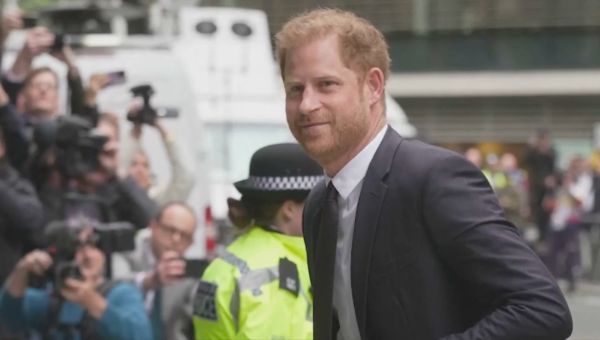 Prince Harry settles a tabloid phone hacking claim and says his mission to tame the media continues – WSVN 7News | Miami News, Weather, Sports | Fort Lauderdale