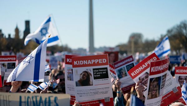 ‘Bless the nation of Israel’: Nearly 300,000 rally for Israel, Hamas hostages