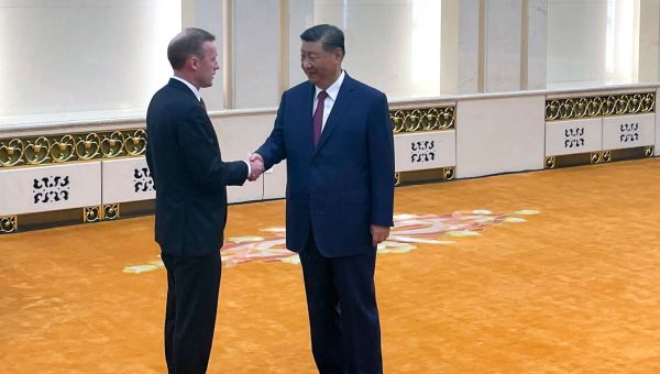 Top Biden Aide Holds Rare Talks With Chinese Military General