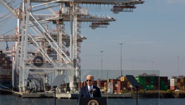 Biden announces $3b to reduce carbon emissions at US ports – The Boston Globe