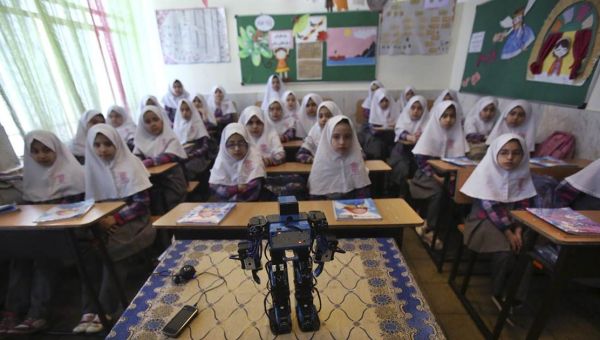 New Wave of Protests in Iran After Hundreds of Schoolgirls Poisoned