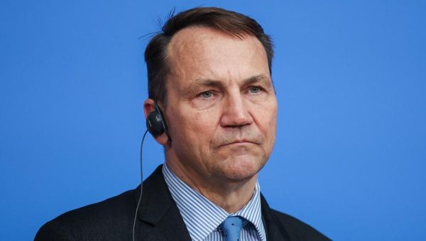 Polish foreign minister calls for long-term rearmament of Europe