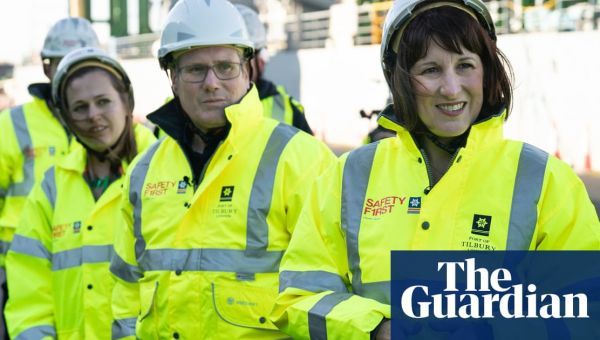 Labour to ditch £28bn annual green investment pledge, party sources say