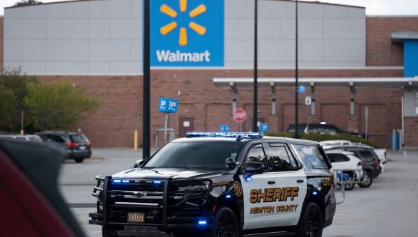 Georgia sheriff's deputy killed and another deputy injured during traffic stop shooting - The Boston Globe