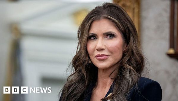 Kristi Noem’s bag with $3,000 stolen from DC restaurant