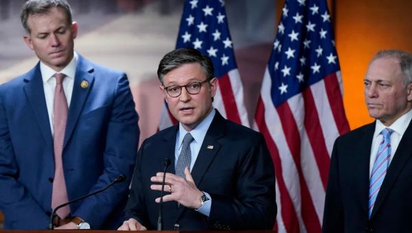 ‘Total dumpster fire’: Republicans fume over speaker’s spending plan days from shutdown deadline