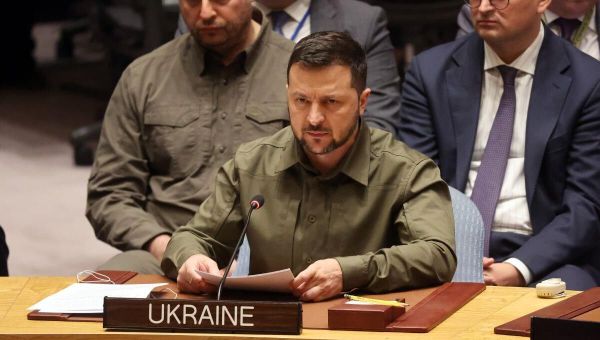 Ukraine’s Zelensky thrust into icy face-off with Russia at UN meeting