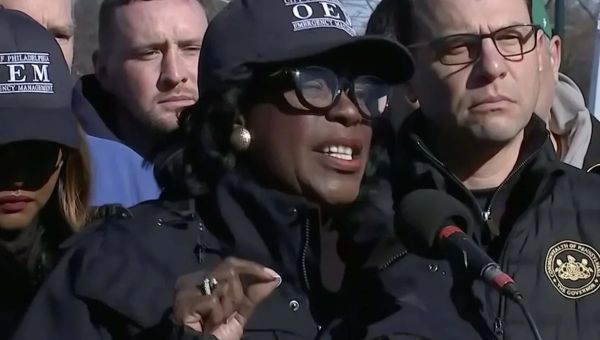 Philadelphia plane crash: One person killed in car along with six in jet