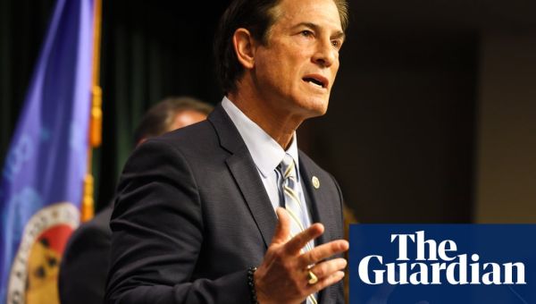 Judge to hear arguments over whether prosecutor should be kicked off Menendez brothers case