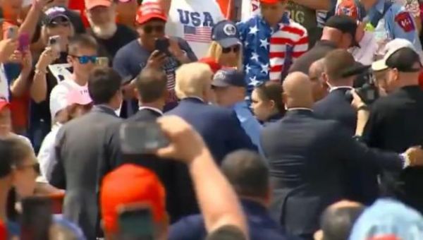 President Trump Leaves Podium to Hug Supporter in North Carolina Who Had Medical Emergency...
