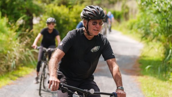 Biden Co-Chair Clyburn on Lack of Biden Pressers, Interviews: He’s ‘Pacing Himself’, Don’t Need ‘Trials’ of a Presser