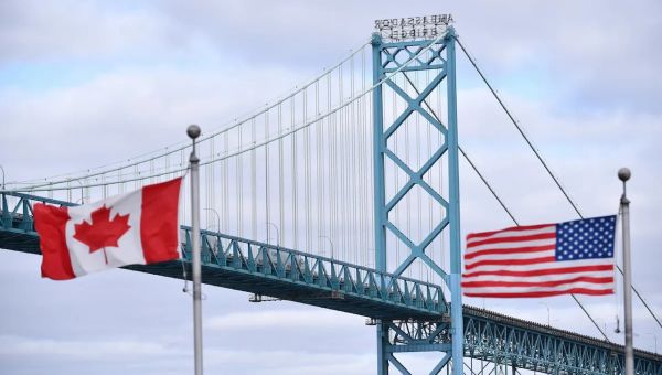 No commitment from Trump team to drop tariff threat, after Joly, LeBlanc fly to Florida