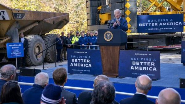 Biden surveys progress on Fern Hollow Bridge project, touts infrastructure investments in Pittsburgh stop