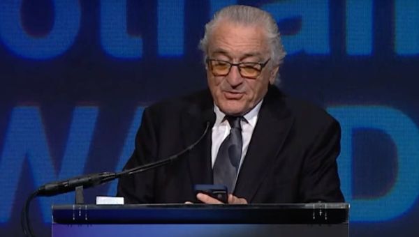De Niro accuses Apple of censoring his speech honoring Martin Scorsese