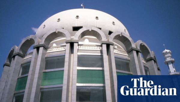 China closing hundreds of mosques in northern regions, rights group says