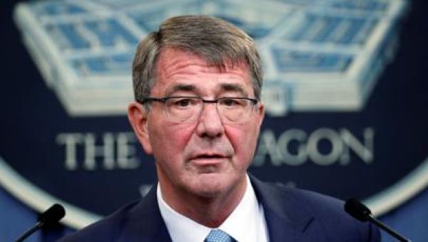 Ash Carter, defense chief who opened jobs to women, dies at 68