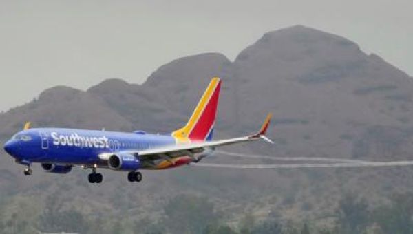 Update: All US flights grounded after FAA computer outage. Get live updates.