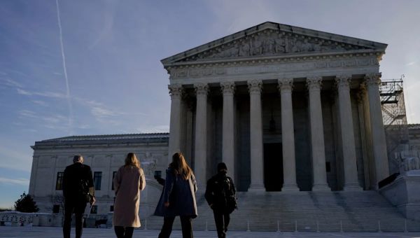 Supreme Court Backs Trump for Now on Federal Worker Firings