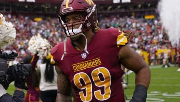 What to know about the NFL trade deadline, Matthew Perry’s ex-fiancée pays tribute, and more trending news