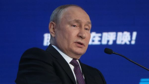 Putin confronted with AI doppelgänger during rambling 4-hour press conference