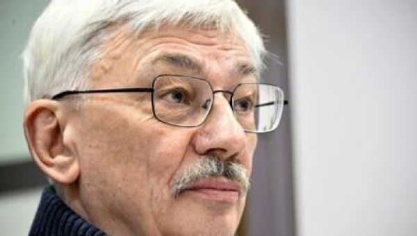 Russia labels veteran rights campaigner Orlov 'foreign agent'