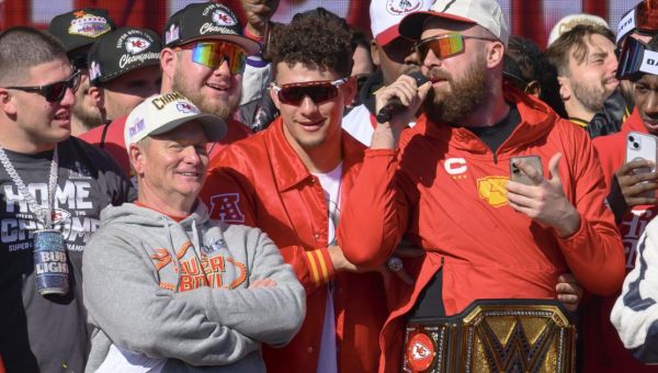 At least 8 children among 22 hit by gunfire at end of Chiefs’ Super Bowl parade; 1 person killed (copy)