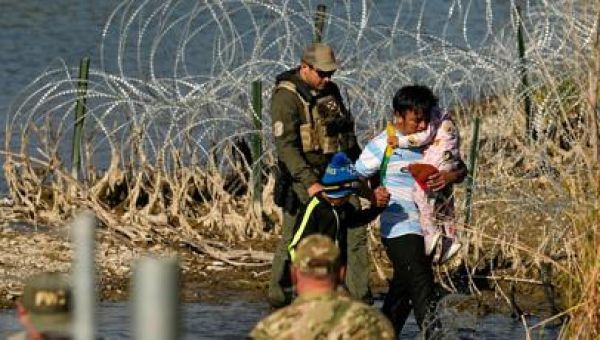 How Texas’ plans to arrest migrants for illegal entry would work