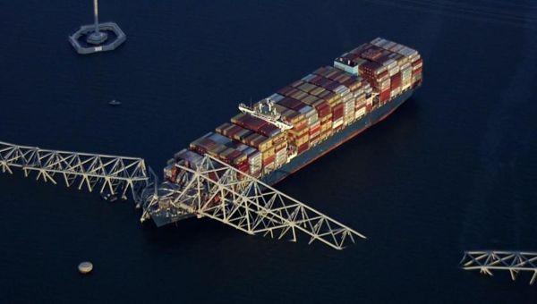 Cargo ship lost power before colliding with Baltimore bridge; 1 body recovered