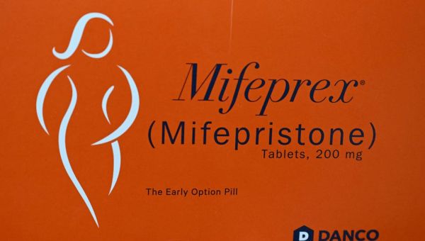American women are stockpiling abortion pills amid political uncertainty