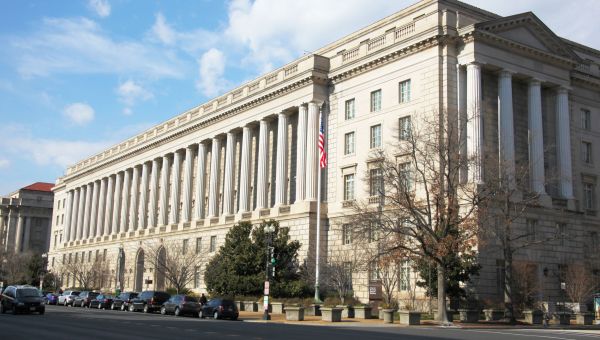 House Democrats' Report on Trump Taxes Highlights IRS's Failures -- and