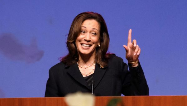 Kamala Harris' Accidental 'President' Flub Draws Big Cheer From Audience